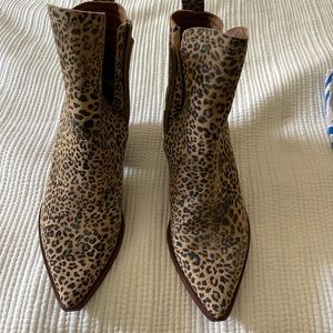 Never worn leopard print dolce vita shoes from Nordstrom